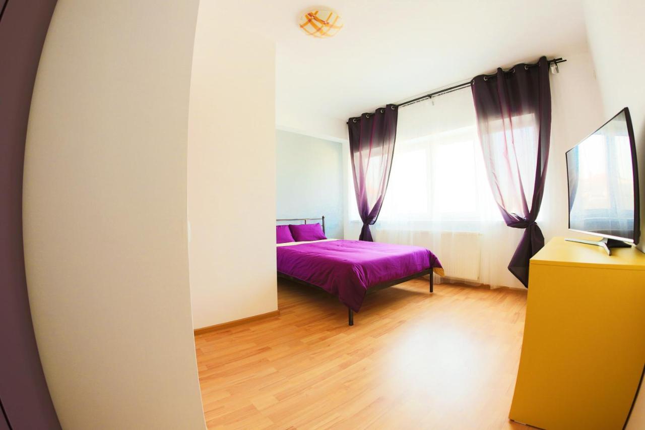 Color Apartments Downtown บูคาเรสต์ ภายนอก รูปภาพ