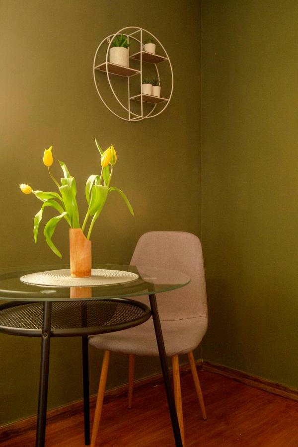 Color Apartments Downtown บูคาเรสต์ ภายนอก รูปภาพ